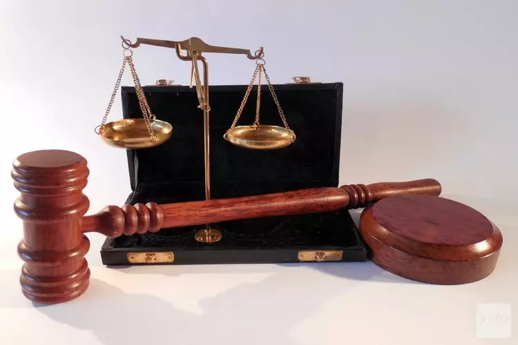 Verdachten langer vast in onderzoek naar verkoop schadelijke kruidenpotjes