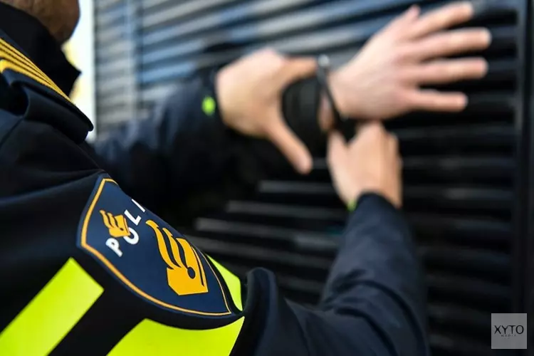 Vrachtwagenchauffeur aangehouden bij transportcontrole