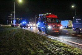 Auto half te water in Zeewolde