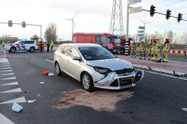 Botsing tussen twee auto's in Zeewolde
