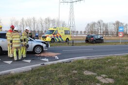 Botsing tussen twee auto's in Zeewolde