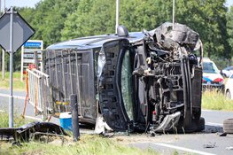 Gewonden en enorme ravage na ongeval in Zeewolde