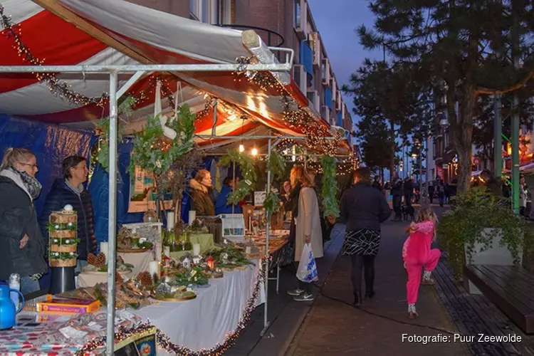 Kramen, koren, kersttrein en kerstmannen op het Kerstfestijn