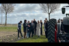 Gedeputeerde Jan Klopman heet minister Wiersma welkom in Flevoland
