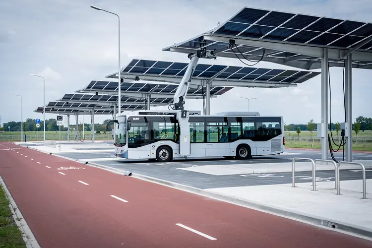 Almere krijgt in 2028 volledig elektrische bussen